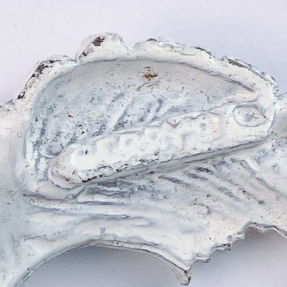 VTG Signed Gerrys Mid Century Brooch White Enamel Swirl Costume Jewelry Pin - Picture 7 of 8